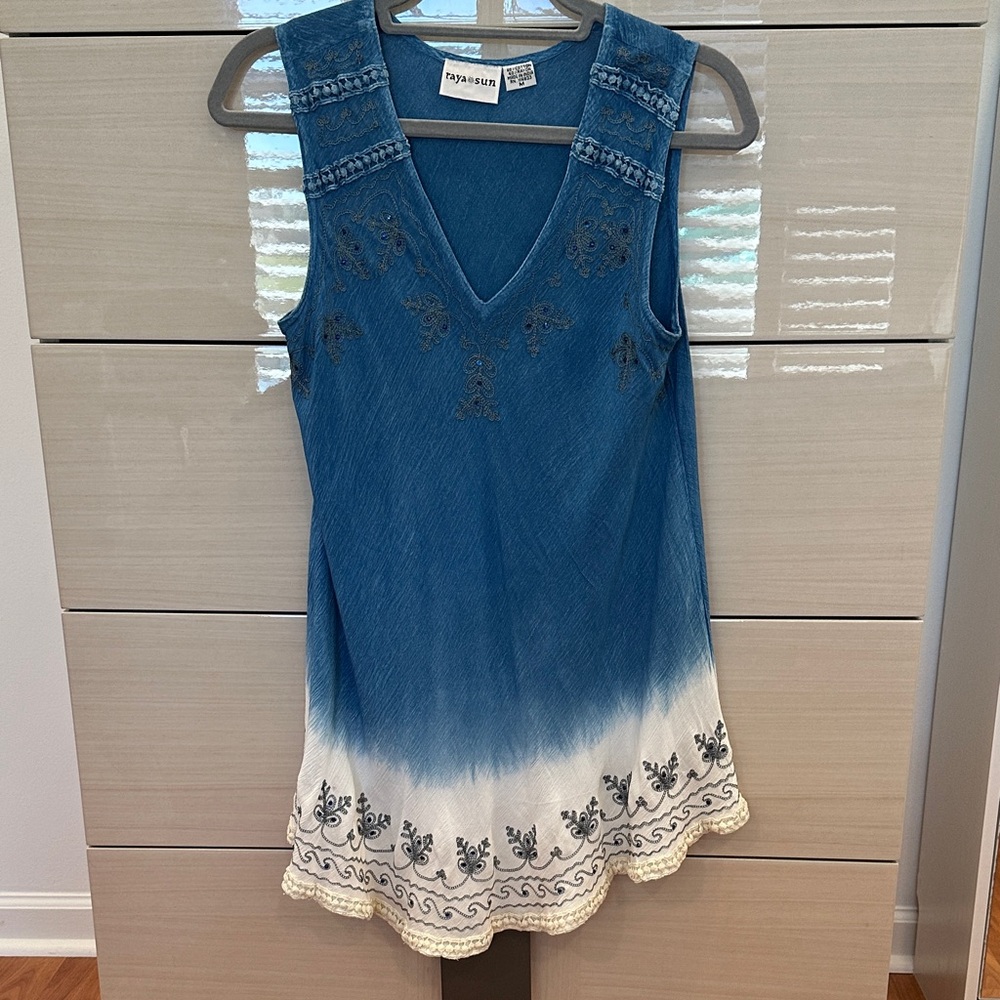 Raya Sun Blue and White Embroidered Tunic